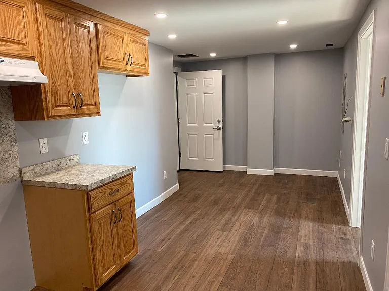 1214 Butler Ave #204 — Photo 1