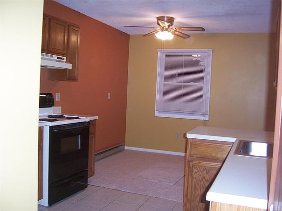 2nd image of 124 Tallow Wood Dr