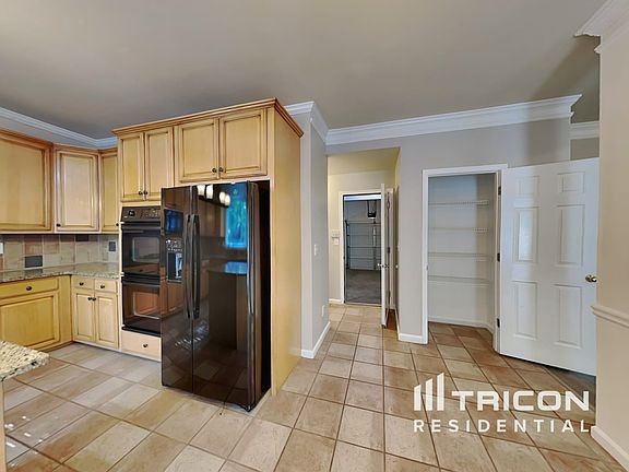 4th image of 142 Piedmont Ln