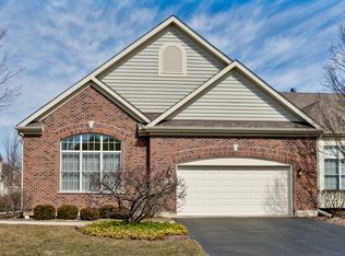 4015 Coyote Lakes Cir, Lake In The Hills, IL 60156