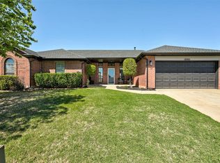 16905 Valley Ln, Edmond, OK 73012