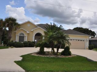 6 Floral Ct, Palm Coast, FL 32137