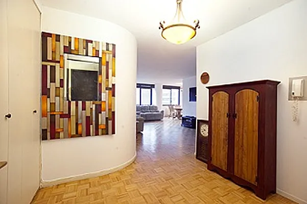 Sold by CitySites Real Estate Group | media 21