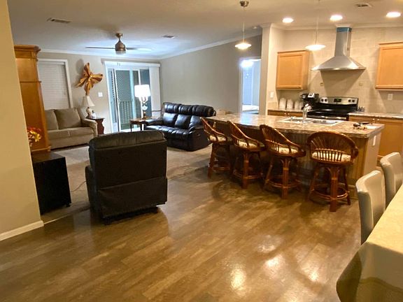 5th image of 306 Ameland Dr