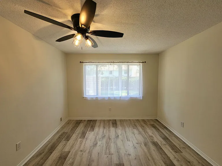 337 W 19th Ave #301 — Photo 27