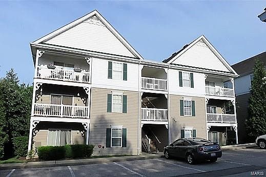 1st image of 1109 Arbor Creek Dr APT 2B