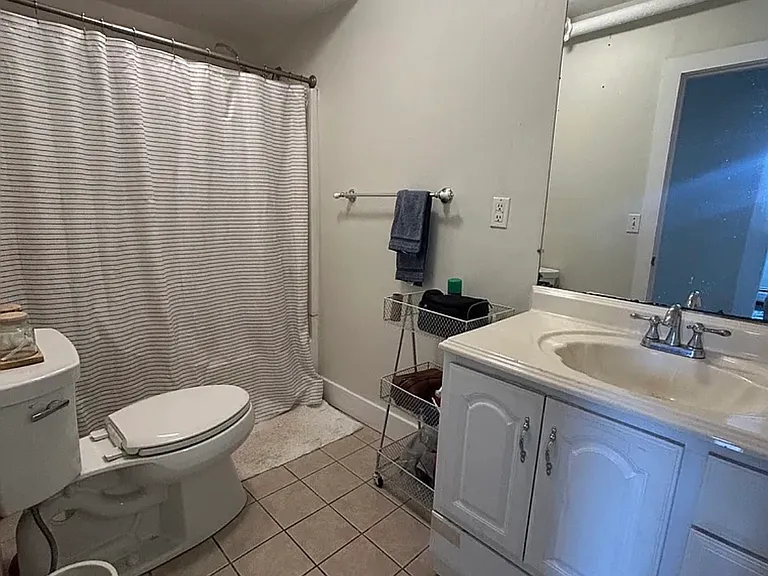 378 Thames St #1 — Photo 10