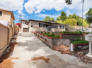 9951 Glencrest Cir, Burbank, CA 91504