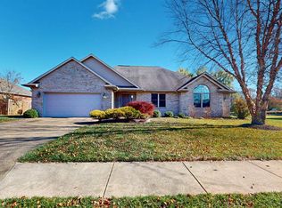7999 Greencrest Dr, Newburgh, IN 47630