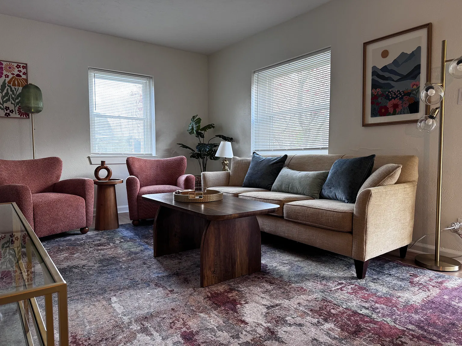 4 bed, 1840 sqft, $4,800 — Photo 3