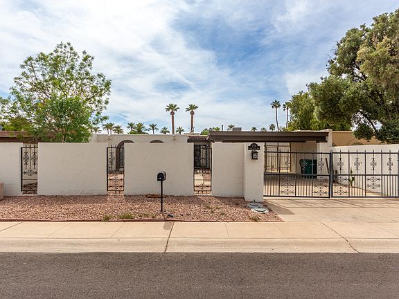 2nd image of 238 Laguna Dr E