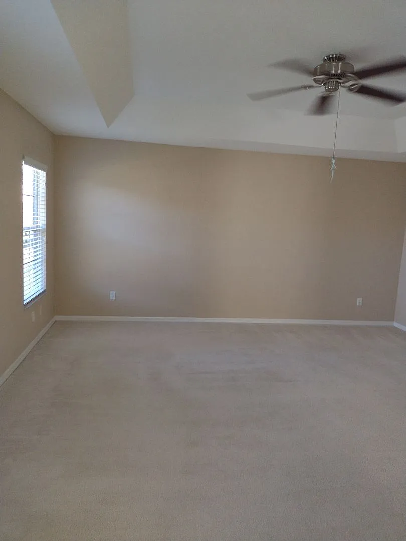 Beautiful home in Stonecrest — Photo 3