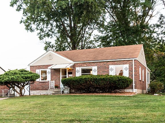 2nd image of 9216 Southview Ln