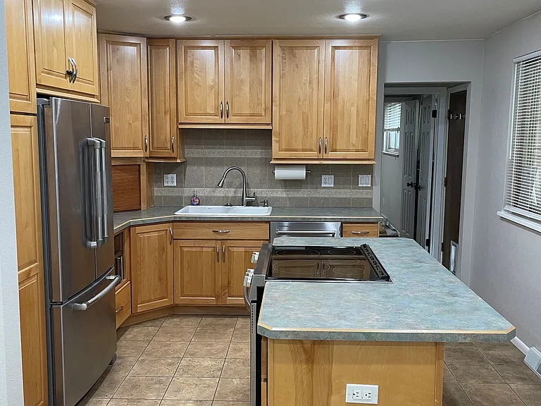1658 S Zephyr Ct — Photo 12