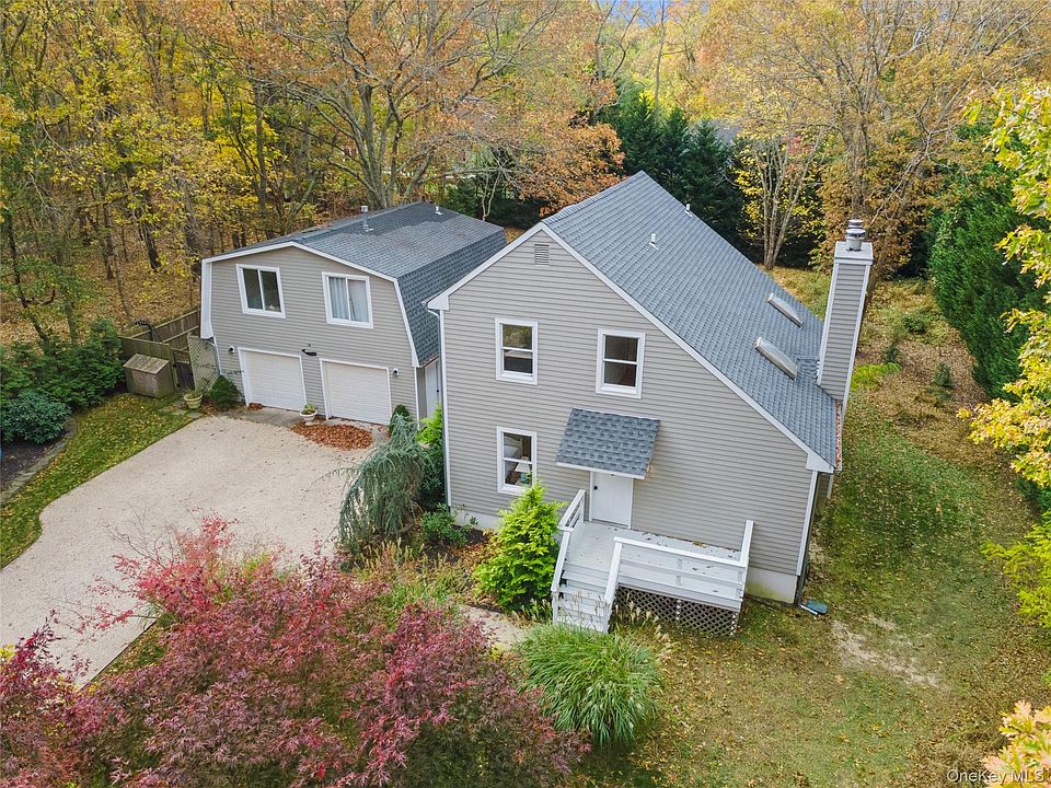 1st image of 33 Whalers Drive