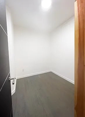 Rented by Hirsch Enterprises Incorporated | media 4