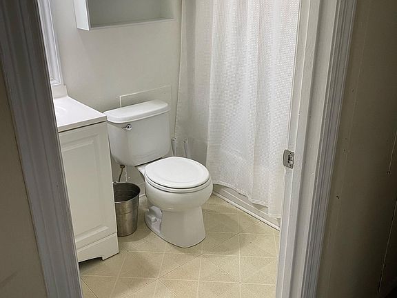 4th image of 1327 Apache Trl APT D