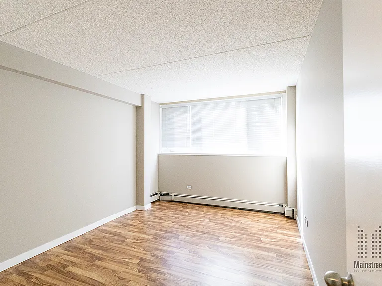 223 Victoria Dr — Photo 7