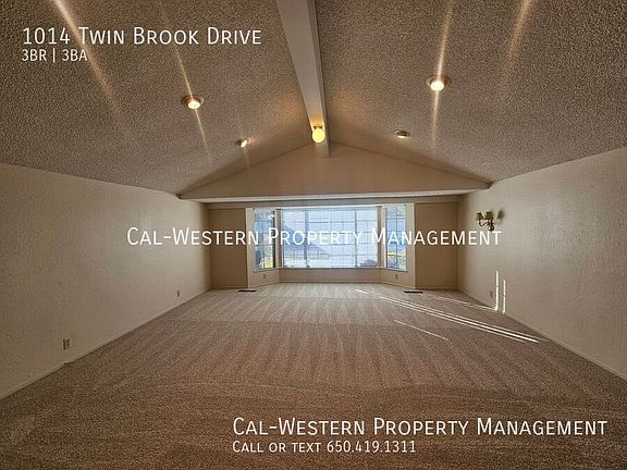 3rd image of 1014 Twin Brook Dr
