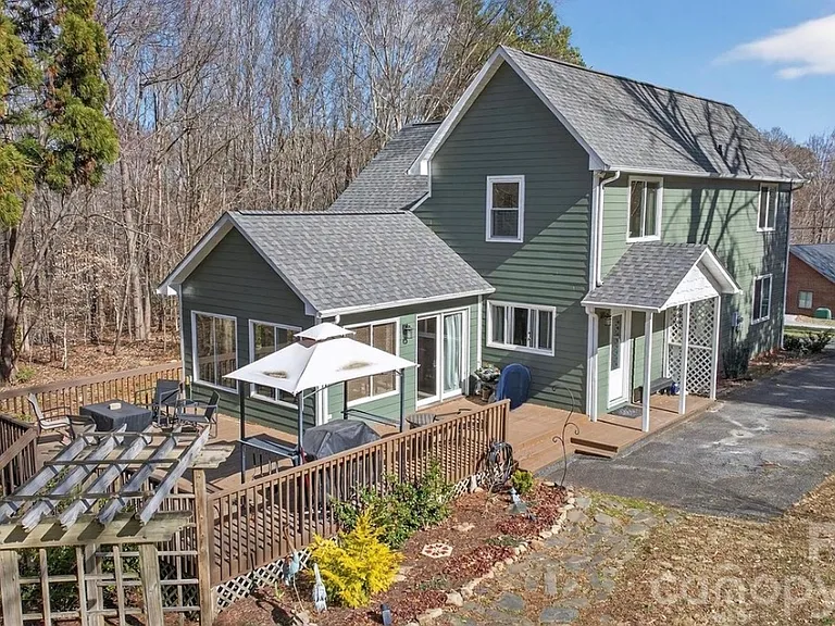1665 Sherwood Ct — Photo 5
