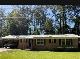 902 Richmond Ave, Waycross, GA 31501