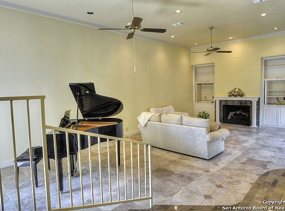 4th image of 13703 Bluff Villas Ct