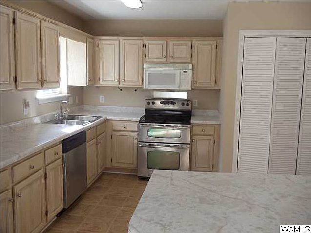 1st image of 5605 Montpelier Dr