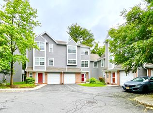 22 Halstead Pl, Princeton, NJ 08540