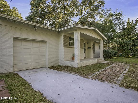 5th image of 8344 Manavista St