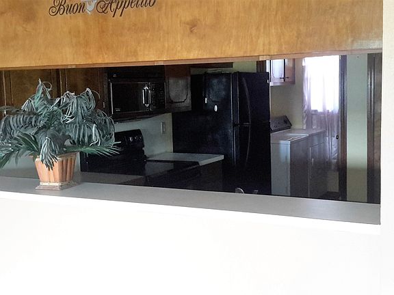 4th image of 600 Toronto Ave APT 34