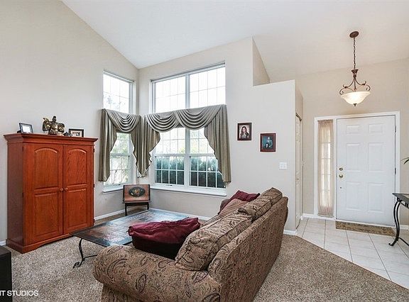 3rd image of 1321 Lily Ct