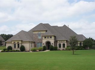 7009 Heritage Oaks Dr, Mansfield, TX 76063