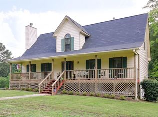 3135 Country Lake Dr, Powder Springs, GA 30127