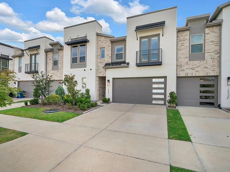 16531 Lake Austin St — Photo 29
