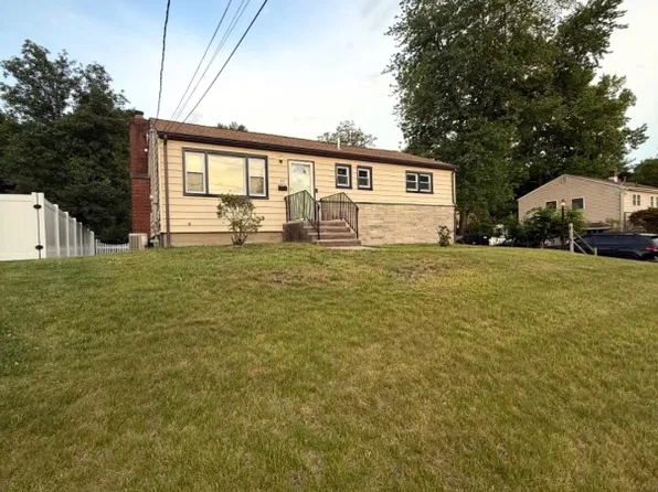 23 Summer St, Emerson Boro, NJ 07630