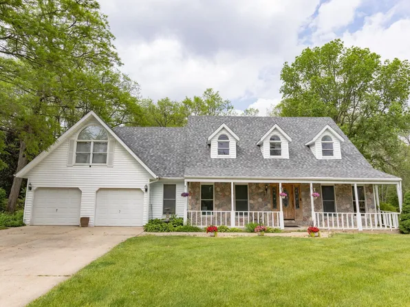 58688 Fawn River Ct, Elkhart, IN 46516