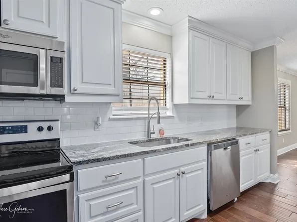 307 Orleans St, Bossier City, LA 71112