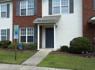 4105 E Dudleys Grant Dr, Winterville, NC 28590