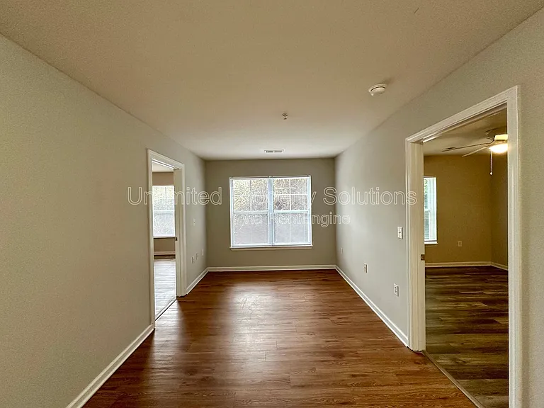 370 S Kerr Ave #101 — Photo 6