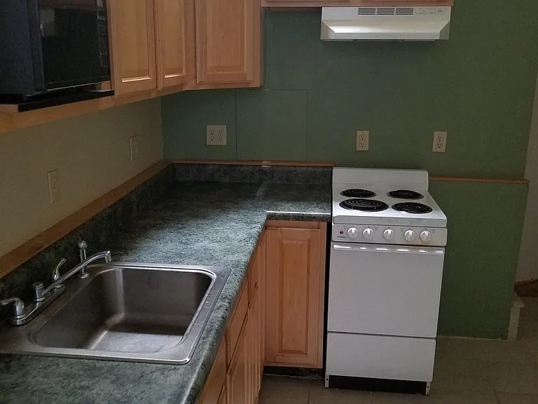 1205 E Carson St #2 — Photo 8