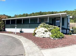 909 Shadow Ranch Ln, Roseburg, OR 97470