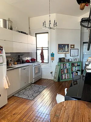 Rented by Nooklyn NYC LLC | media 33