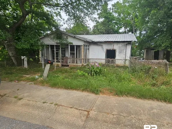 410 Oak St, Bay Minette, AL 36507