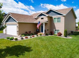 279 Greenway Dr, Delano, MN 55328