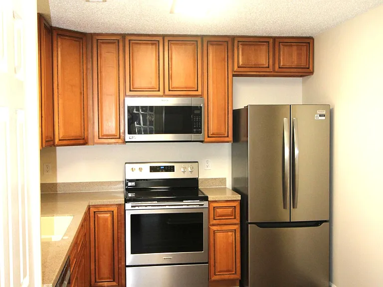 6727 River Hills Dr — Photo 7