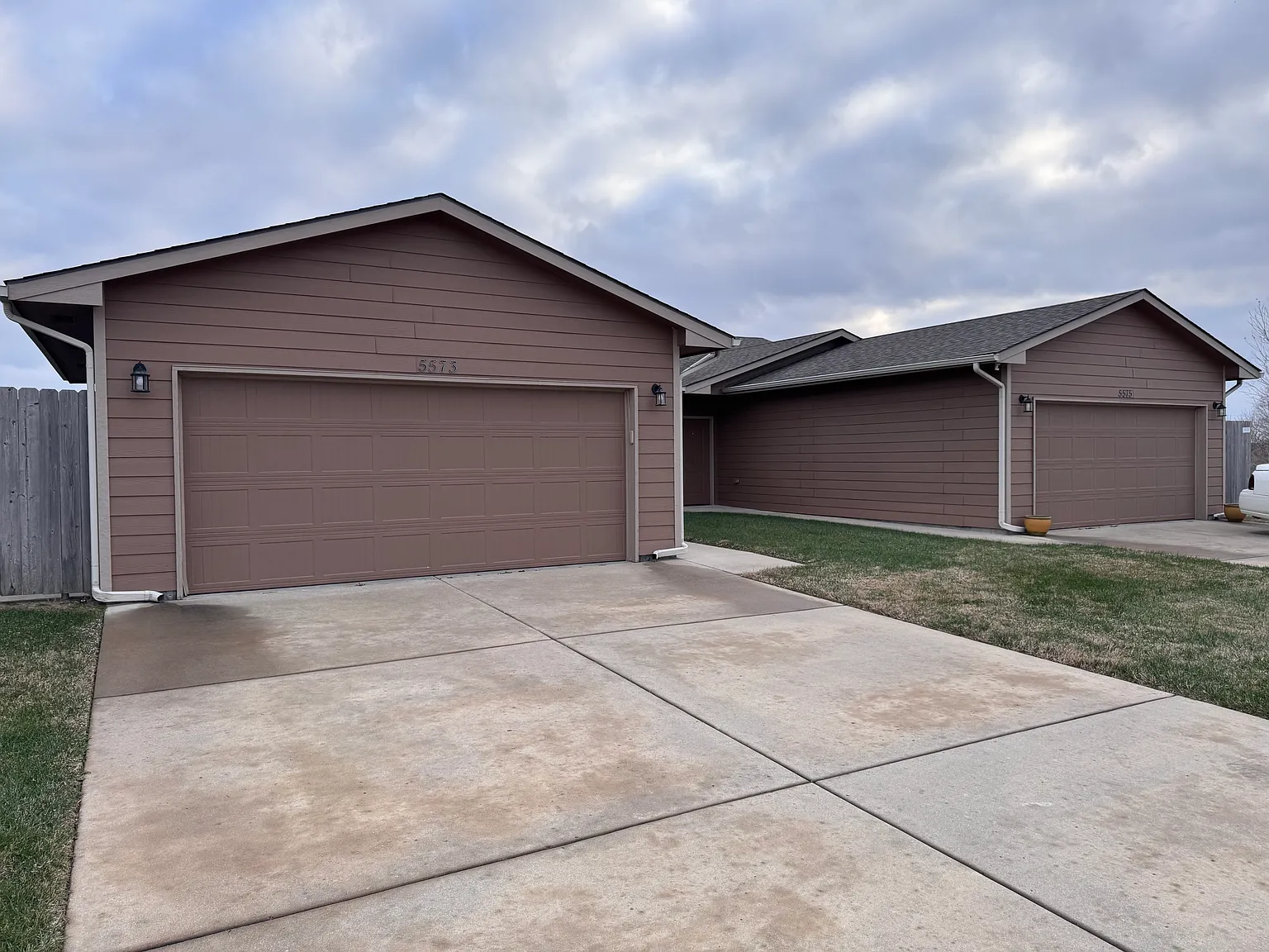 5581 N Lycee St — Photo 1