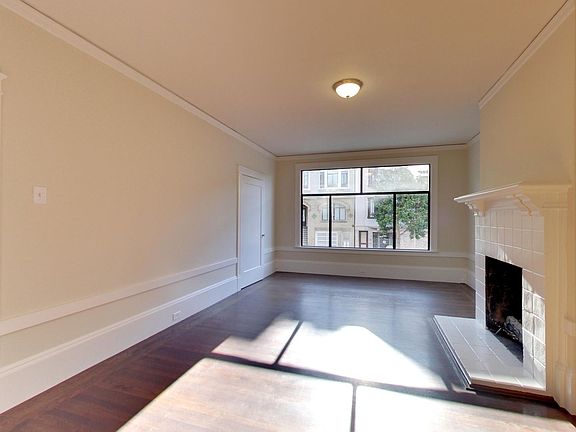 4th image of 2041 Hyde St