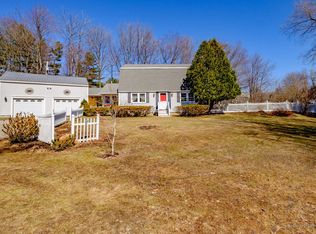 42 Idle Acre Dr, Yarmouth, ME 04096