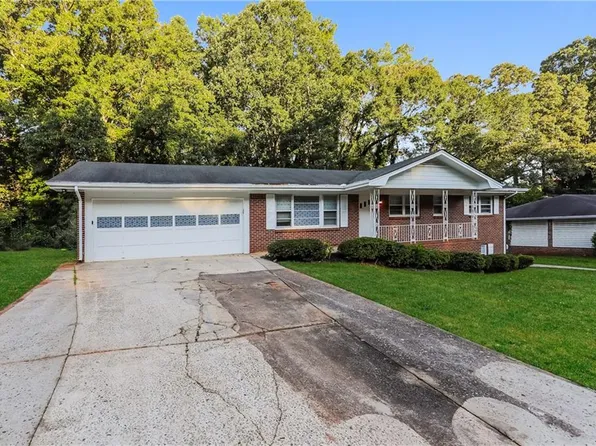 7555 Howell Ln, Riverdale, GA 30296