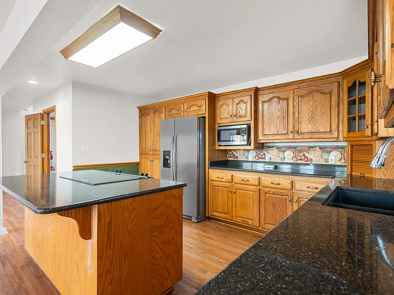 115 Springbrook Point — Photo 14
